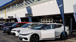 mid Hockenheim - Kia hielt mit e-Soul, Niro EV und EV6 die komplette E-Palette für Testfahrten bereit.