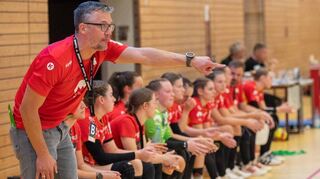 Trainer Sascha Kuhn und seine junge Junior-Flames-Truppe stehen vor einer echten Standortbestimmung.