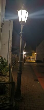 Auch in Lorscher Wohngebieten könnte es künftig nachts zwischen ein und vier Uhr dunkel werden.