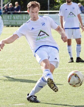 Christopher Werske erzielte drei Tore beim Reichenbacher 5:3-Sieg im Kreis-pokal.