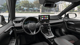 mid Groß-Gerau - Im Cockpit des Suzuki Across gibt es nun ein neues 12,3 Zoll großes und volldigitales Kombiinstrument.