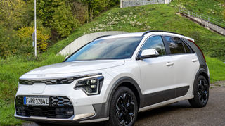 mid Groß-Gerau - Die rein elektrische Variante des Kia Niro nennt sich einfach Niro EV.