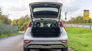 mid Groß-Gerau - Der Kofferraum ist mit 475 Litern Volumen sogar größer als beim Hybrid/PHEV Modell.