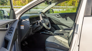 mid Groß-Gerau - Der Innenraum wirkt mit dem hellen Interieur luftig und offen.