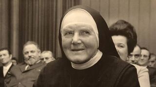 Schwester Paterna steht im Mittelpunkt der neuen Geschichtsblätter des Kreises.