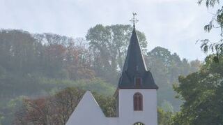 bzw_Kirche_Zwingenberg

Evangelische Kirche / Bergkirche Zwingenberg, Bild: Michael Ränker