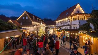 Nach langer Corona-Pause gab es wieder einen Schlierbacher Weihnachtsmarkt.