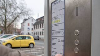 Es war einmal: Seit diesem Jahr haben die Parkscheinautomaten in der Innenstadt ausgedient. Die Grünen setzten sich im Hauptausschuss erfolglos für eine Wiedereinführung der Gebühren ein.