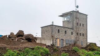 Am alten Stellwerk oberhalb der Dammstraße kann gebaut werden. Die Stadtverordnetenversammlung stimmte nun final für den Bebauungsplan.