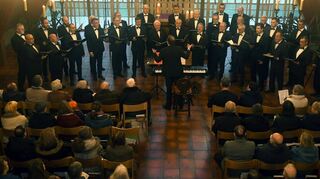 Sehr gut besucht war das Weihnachtssingen des Männergesangvereins Germania in der Friedhofskapelle.