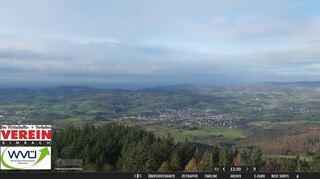 Der Blick vom Trommturm ist spektakulär – und die Webcam liefert ihn ins Wohnzimmer, wie der Screenshot von der Internetseite der Firma Panomax beweist.