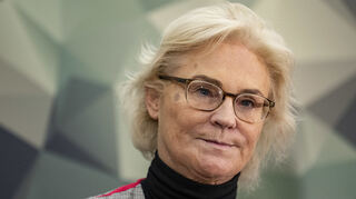 Die 57-jährige Viernheimerin Christine Lmabrecht steht seit Monaten in der Kritik, die oppositionelle Union hatte wiederholt ihren Rücktritt gefordert.