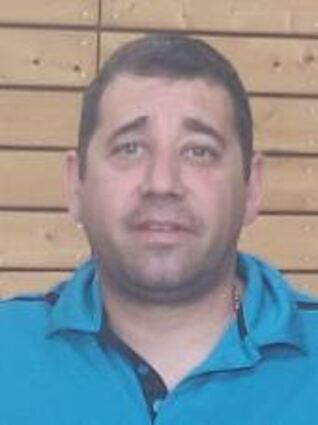 Tischtennis Jugend SSG Bensheim
Vize-Hessenpokalsieger
Die SSG spielte mit ( von links ): Clemens Bärthel, Johannes Krebs, Bruno KrebsundBerk Daud.
In der Mittesteht Trainer Ahmed Nazam