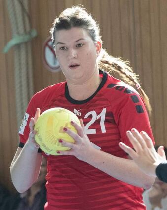 Das Konzept von Trainer Sascha Schnöller (re.) aus Biblis überzeugte die Verantwortlichen des TuS Zwingenberg. Dieser muss aber auf Sara Basic (li.) verzichten, die schon wieder in ihre Heimat Bosnien-Herzegowina zurückgekehrt ist.