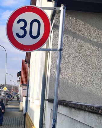 Im stadteinwärts gelegenen Teil bleibt es beim Limit von 30 km/h.