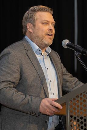 Der Vorsitzende der Gemeindevertre-tung, Florian Schumacher, konnte seine erste Neujahrsrede halten.