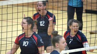 Volleyball Damen Regionalliga Aufstiegsrunde TSV Auerbach - SG Mittelrheinvolleys
v.l.: L. Weihrauch, P. Stauch, L. Frühwirth
Foto: Jürgen Strieder