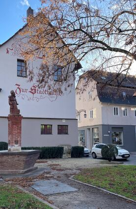 Der Platz Fraa vun Bensem, wie er heute aussieht.