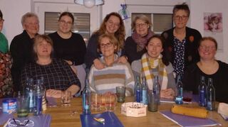 Die Theatergruppe der Gadernheimer Landfrauen trifft sich bereits zu den Proben für die Aufführungen im Mai.