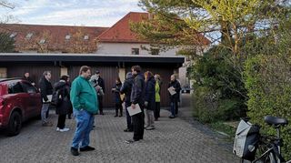 2022 gab es einen Stadtrundgang mit Bürgerbeteiligung. Auch aus dem Bereich um die Pfarrgarage könnte man mehr machen, wurde festgestellt.