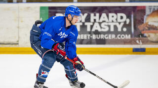 Lean Bergmann #19 / Adler  ,
Adler Mannheim Eistraining,
DEL Eishockey Adler Mannheim 22/23,
 © Copyright: AS Sportfoto / Soerli Binder, 
www. as-sportfoto.de,