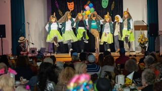 Erstmals wirkten auch die Lorscher Rabbits bei der Frauenfastnacht mit. Der Frauenbund sorgte für ein mehrstündiges Unterhaltungsprogramm im Paulusheim.