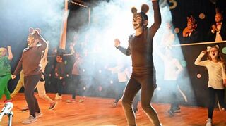 Ihren ersten großen Auftritt hatten die Konfetti-Kids. Die Nachwuchstanzgruppe des VzEdT begeisterte das Publikum.