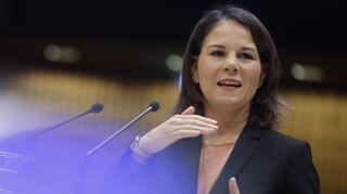 Klare Vorstellungen: Bundesaußenministerin Annalena Baerbock vor der Parlamen-tarischen Versammlung des Europarates in Straßburg.