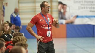 Rohrheims Trainer Frank Herbert tut sich beim Thema Zugänge für die nächste Saison noch schwer. Er will die jungen Spieler im Team fördern und fordern.