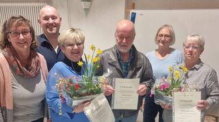 Im Rahmen der Hauptversammlung der Harmonie Fehlheim wurden langjährige Mitglieder geehrt. Unser Bild zeigt (v.l.) Karin Hölzel, Carsten Korzilius, Astrid Rossmanith, Hermann Müller, Margareta Mohr und Angelika Langer-Schulz.