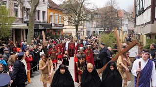 Bensheim, Karfreitagsprozession, Einst-und-Jetzt-Serie, 07.04.2023; Foto: Thomas Zelinger