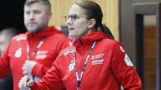 Flames-Trainerin Heike Ahlgrimm hatte alle Hände voll zu tun.
