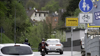 Die Bauarbeiten auf der B 47 zwischen dem Bensheimer Stadtteil Schönberg und dem Lautertaler Ortsteil Elmshausen beginnen. Bild: Thomas Neu