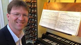 Gregor Knop spielt am 1. Mai in Sankt Georg Werke von Brahms.