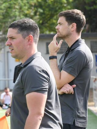 Mark Schneider (li.) war bisher Co-Trainer von Andy Zehnbauer (re.); in der kommenden Saison wird er Chefcoach beim FC 07.