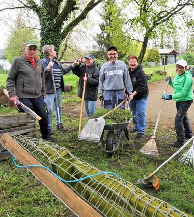 In Rodau waren die Sammler mit „großem Besteck“ am Start.