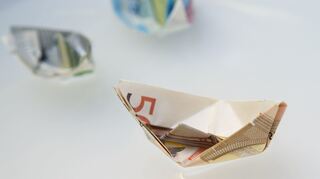 Segeln Sie in eine finanziell abgesicherte Zukunft durch langfristige Investitionen in Aktien.