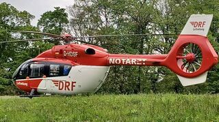 Der Patient wurde nach der Erstversorgung in den Weinbergen mit dem Hubschrauber ins Klinikum Mannheim geflogen.