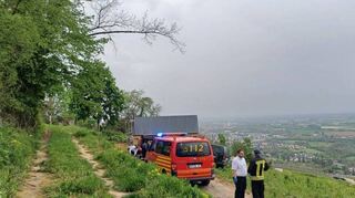 Einsatzkräfte der Freiwillige Feuerwehren Zwingenberg und Rodau, das First-Responder-Team des DRK Zwingenberg sowie weitere Einsatzkräfte des örtlichen Roten Kreuzes, Notarzt, Rettungsdienst und Polizei waren vor Ort.