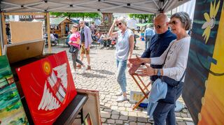 Die Kunstmeile hatte am Sonntag in der Bensheimer Innenstadt wieder einiges zu bieten. Das Freiluftprogramm zog viele Besucher an.