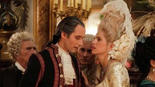 Jeanne du Barry (Maiwenn, r.) und La Borde (Benjamin Lavernhe) im Eröffnungsfilm des Festivals in Cannes.