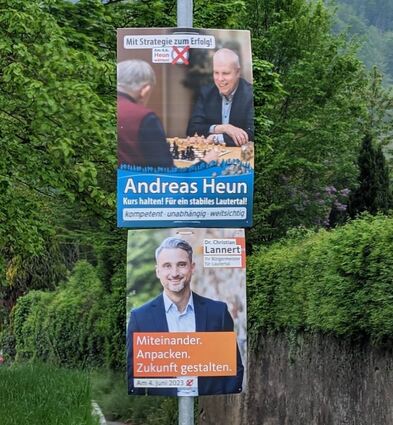 Andreas Heun und Christian Lannert haben im Wahlkampf auch auf Plakate gesetzt. Morgen wird abgestimmt.