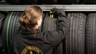 mid Groß-Gerau - Die Reifenprofiltiefe sollte nach ca. 5.000 und 6.000 gefahrenen Kilometern geprüft werden.