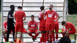 Die Fußballer der TSV Auerbach müssen heute im Relegations-Finale gegen die SG Modau noch einmal alle Kräfte mobilisieren, um den Klassenerhalt in der Gruppenliga zu schaffen.