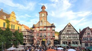 Wie im vergangenen Jahr soll der Bergsträßer Weinmarkt in Heppenheim wieder ein Publikumsmagnet sein.