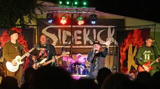 Einhausen; Ludwigstr. 14; Kerwerock mit Sidekick; Bild: Ernst Lotz