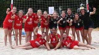 Die C-Jugend der Flames hat das Beachturnier in Langen gewonnen und sich für die Hessenmeisterschaft qualifiziert.