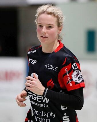 Amelie Berger kann sich ganz auf den Handballsport konzentrieren.