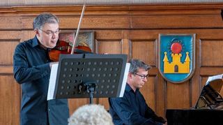 Im Rahmen des Kultursommers Südhessen präsentierte das Duo Allegro im Lorscher Nibelungensaal Werke der Romantik.