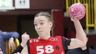 Handball Bundesliga
4Flames HSG Bensheim/Auerbach vs SU Neckarsulm
Lilli Holste kommt zum Abschluss